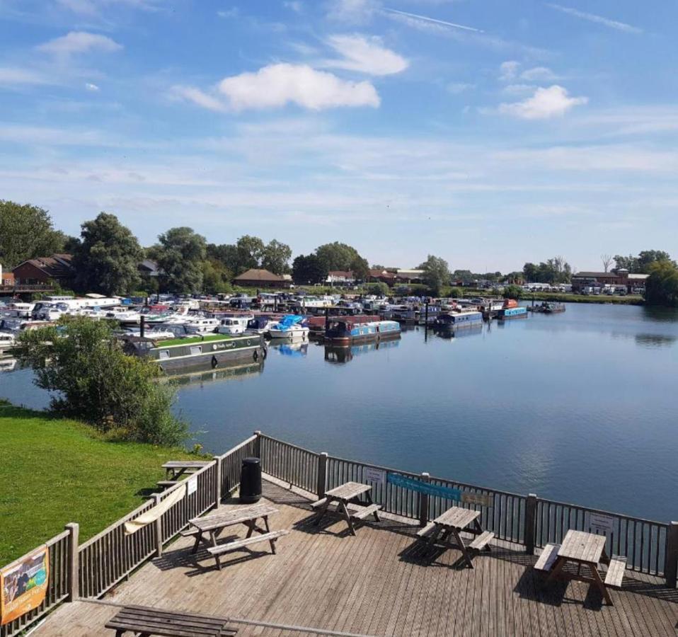 Billing Aquadrome Luxury Static Caravan Northampton Exteriör bild